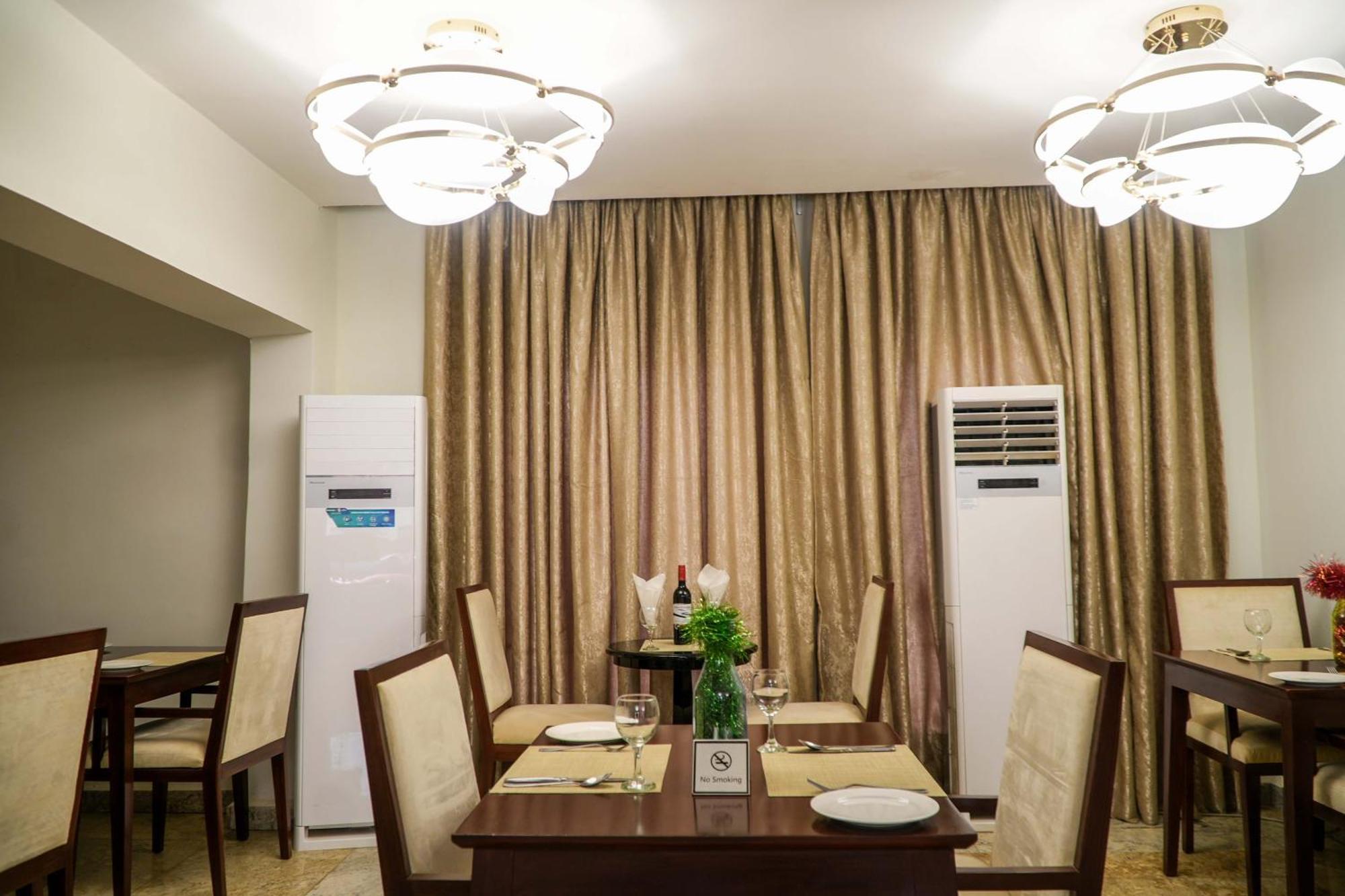 Amor Hotels Abuja Exterior foto