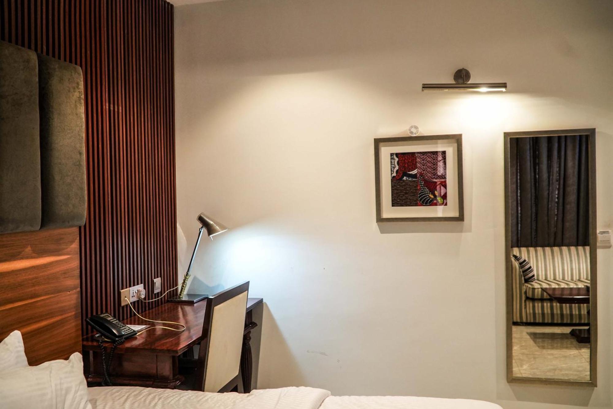 Amor Hotels Abuja Exterior foto